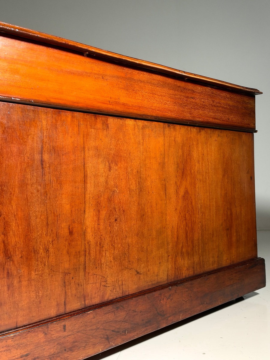 Classic English Desk From The 20th Century-photo-1