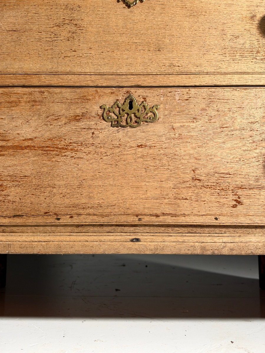 Commode anglaise en chêne du XIXe siècle-photo-5