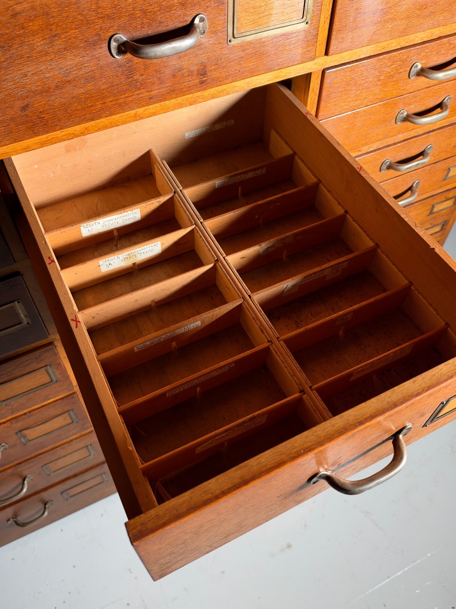 Grande armoire de pharmacie néerlandaise, 1960-photo-2
