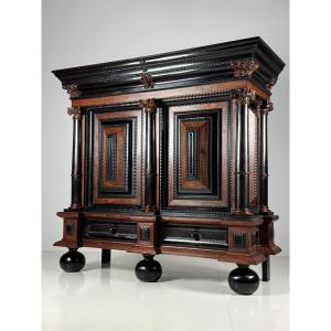 Dutch Baroque Cushion Cabinet 1700