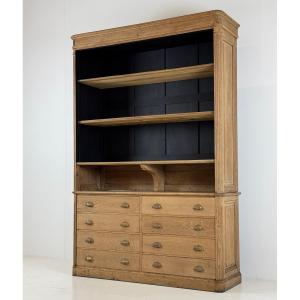 Bibliothèque en chêne français vers 1900