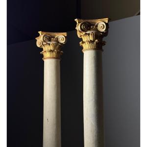 Colonnes du XVIIIe siècle avec chapiteaux dorés