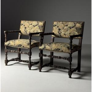 Lot de 2 chaises de style Louis XIII, XIXe siècle