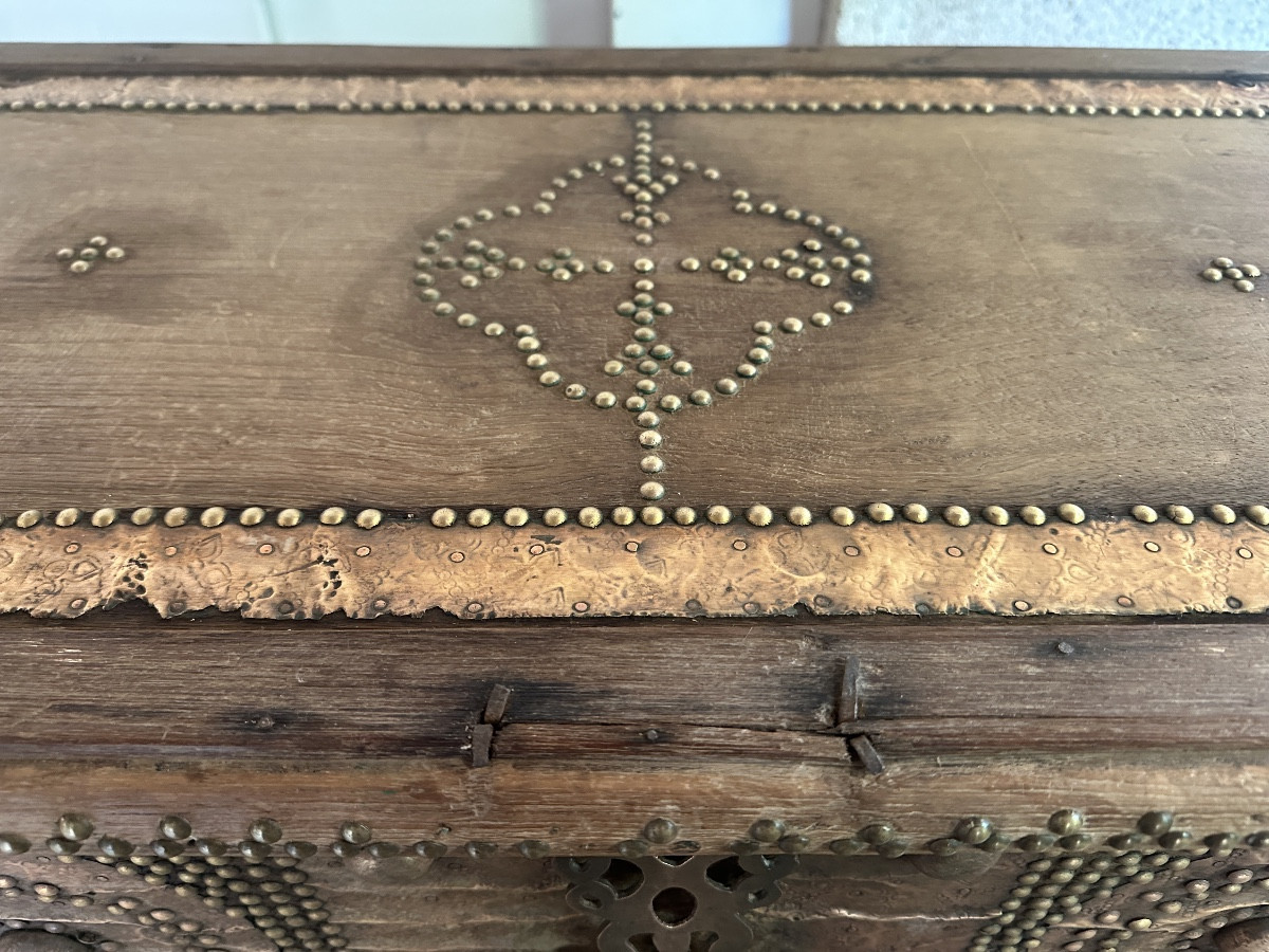 Shirazi Chest-photo-2
