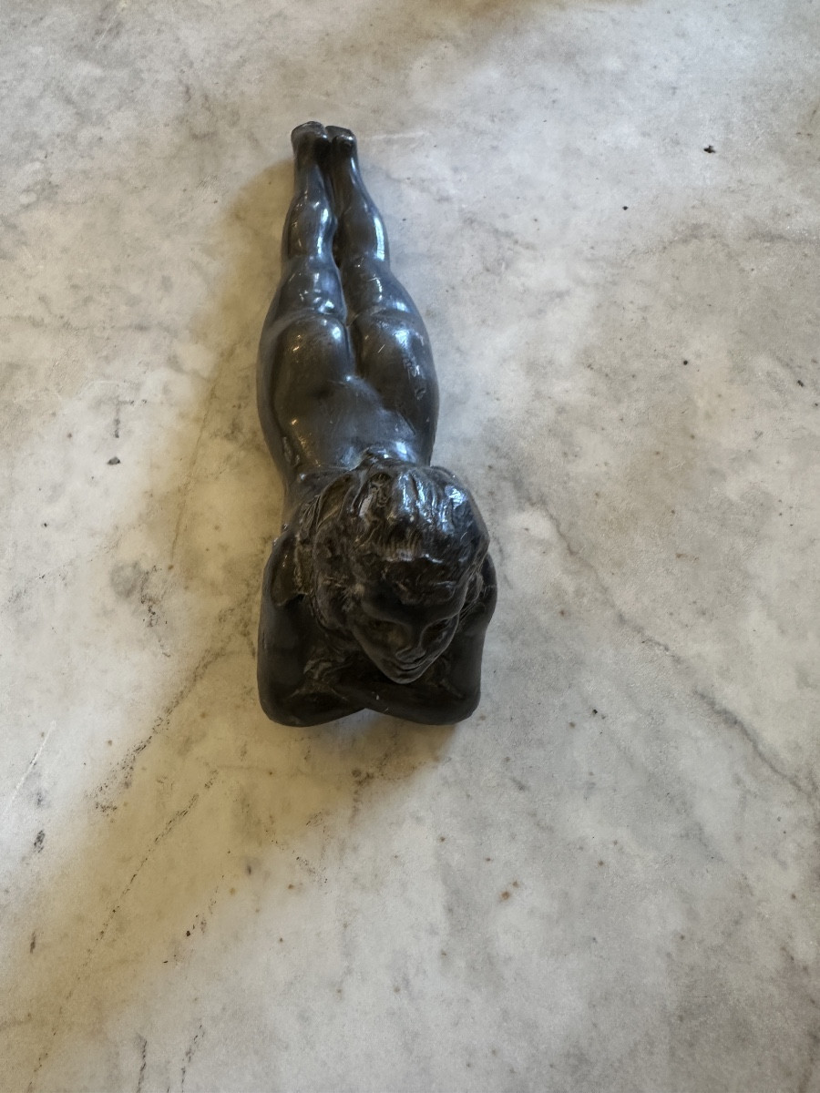 Nude Woman Lying On Lead-photo-4