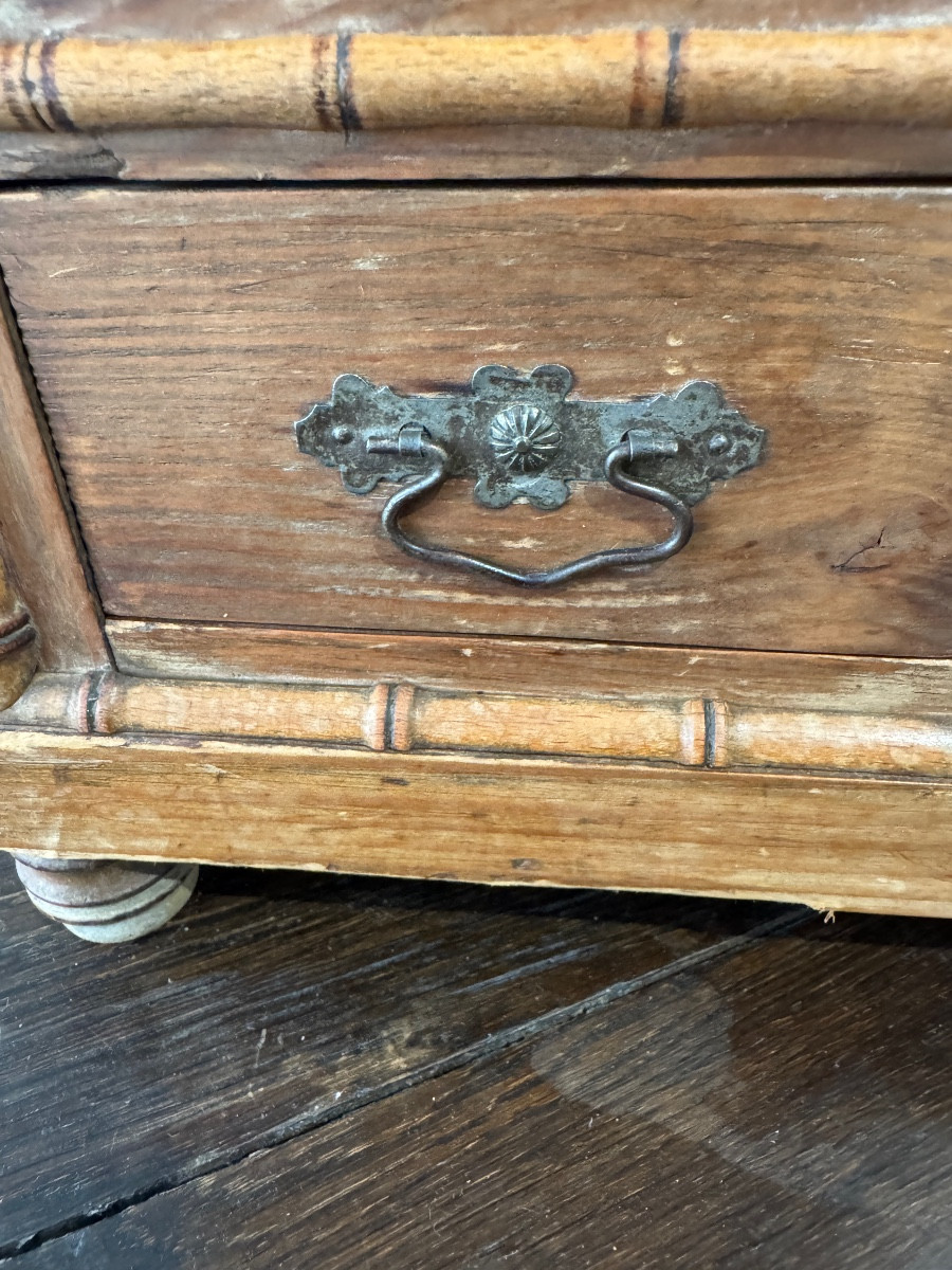 Small Doll Wardrobe -photo-1