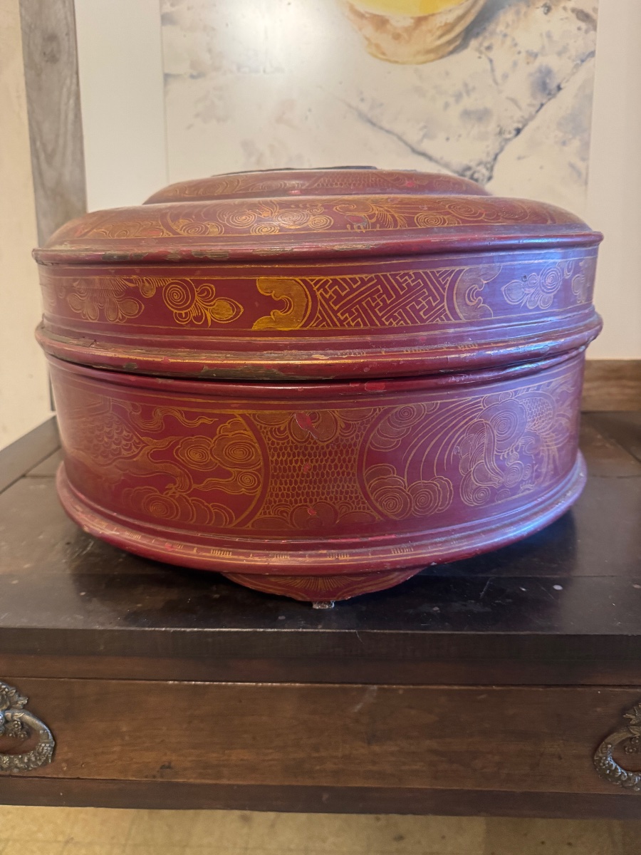 Chinese Lacquer Box 