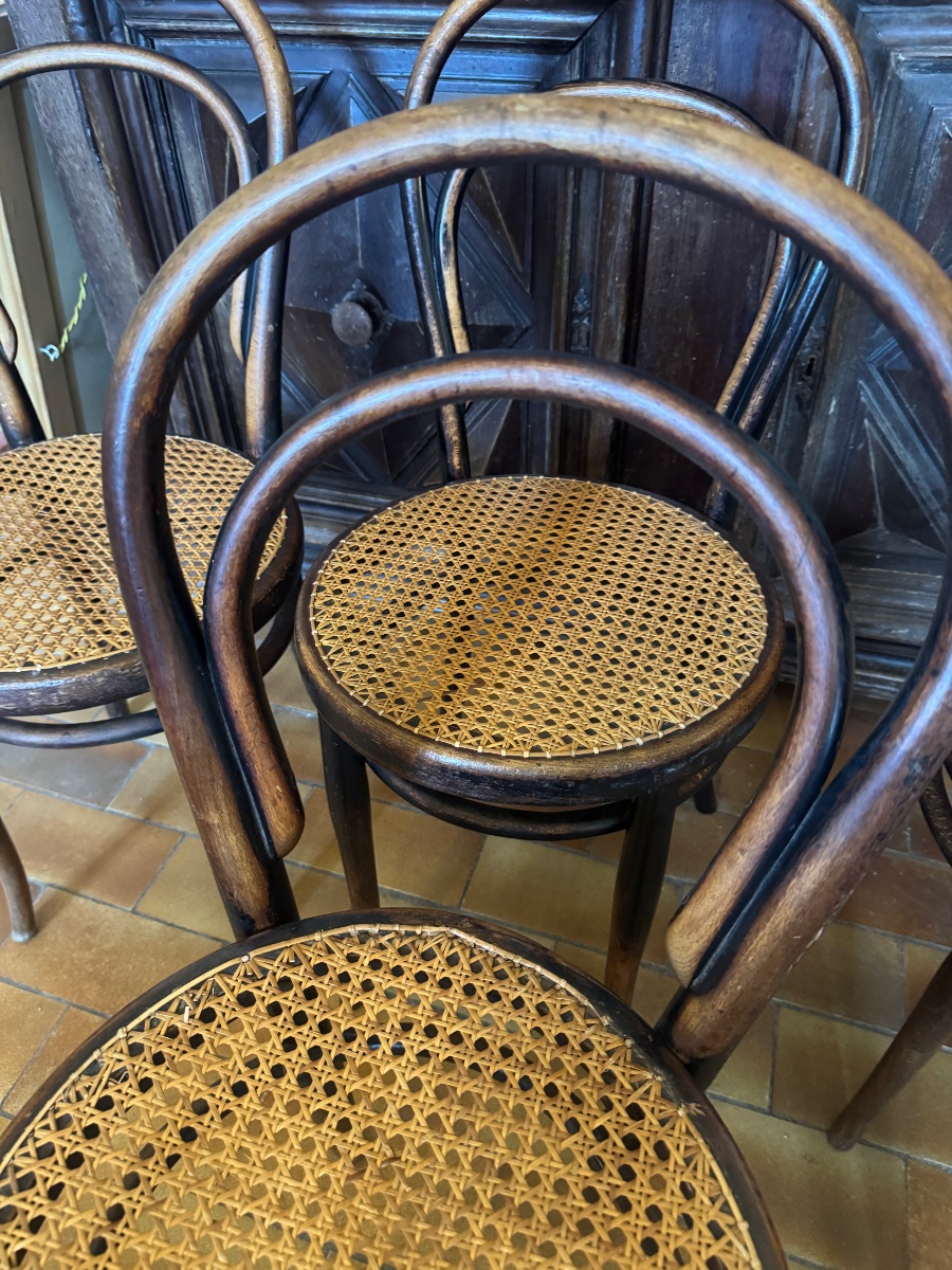 Thonet No. 14 Chairs -photo-4