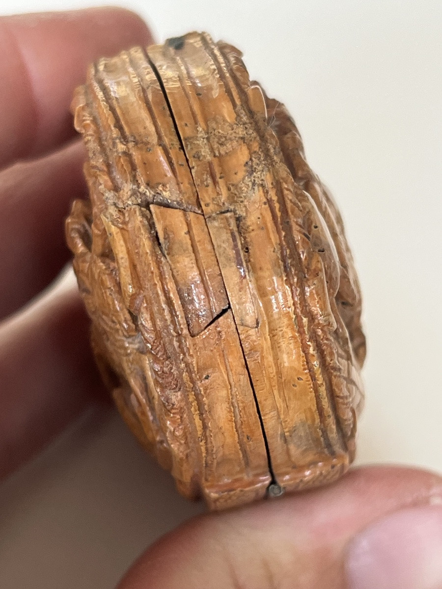 Rare boîte porte monnaie bois sculpte XIX e -photo-3