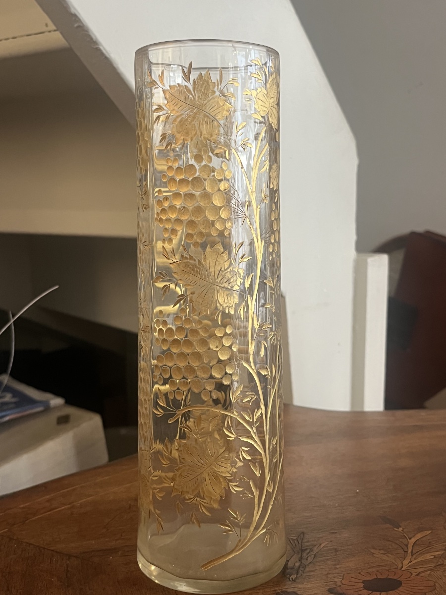 Late 19th-century Chiseled Glass Roll Vase Accented With Gold -photo-1