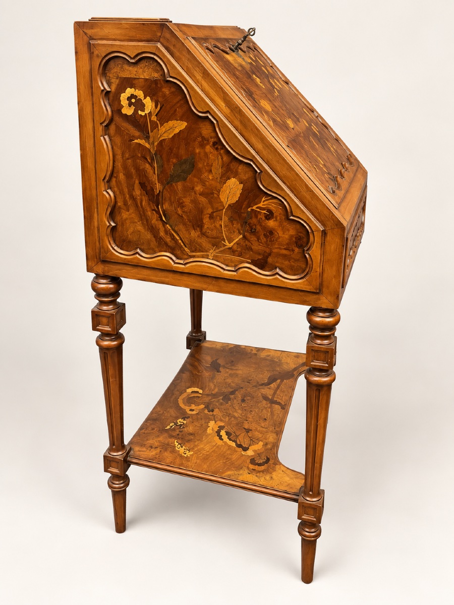 émile Gallé: Rare Art Nouveau Ladies' Desk With Marquetry -photo-4