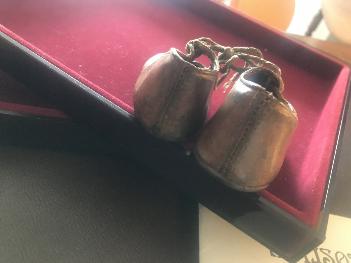 Pair Of Children's Shoes From The Early 20th Century.-photo-4