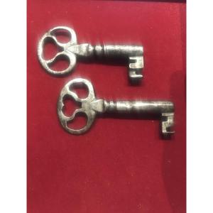 Paires de clés 16 eme siècle 