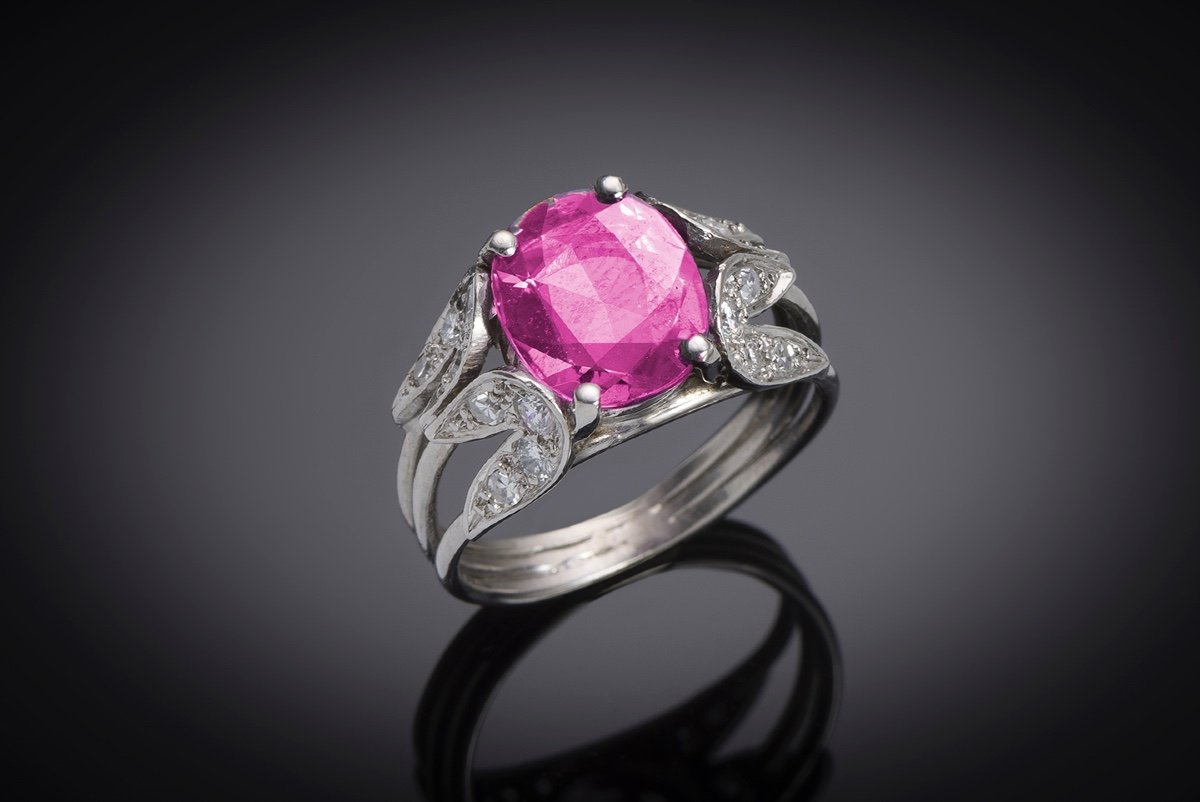 Unheated Pink Sapphire  (laboratory Certificate) And Diamond Vintage Ring