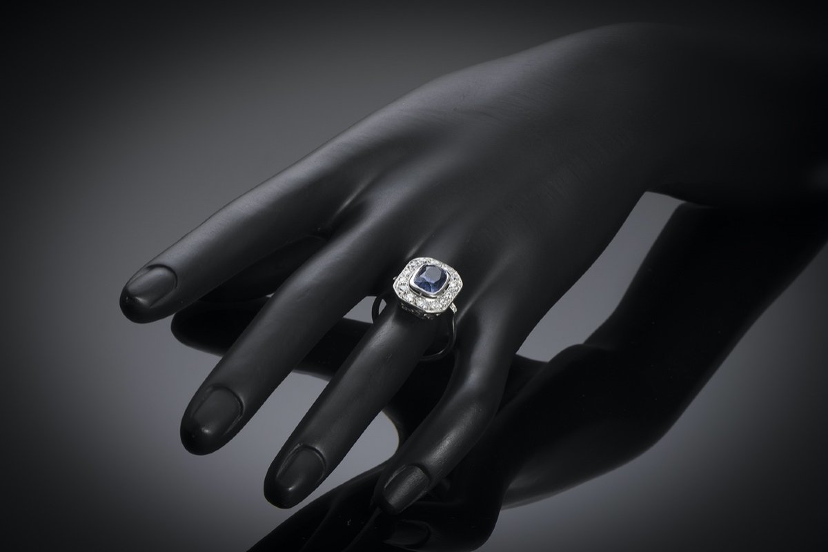 French Art Deco Ring Circa 1935, Glannes R. Former Maison Duran, Natural Sapphire (4 Carats)-photo-2