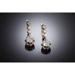 Boucles d’oreilles dormeuses fin XIXe siècle diamants (1,60 carat)