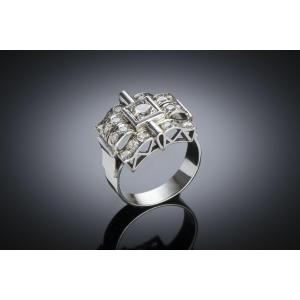 Bague moderniste vers 1935 diamants (1,2 carat)