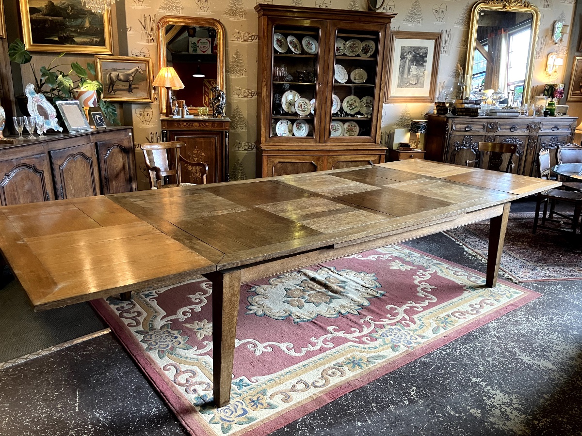 Very Large Italian-style Oak Table For 18 Place Settings -photo-2