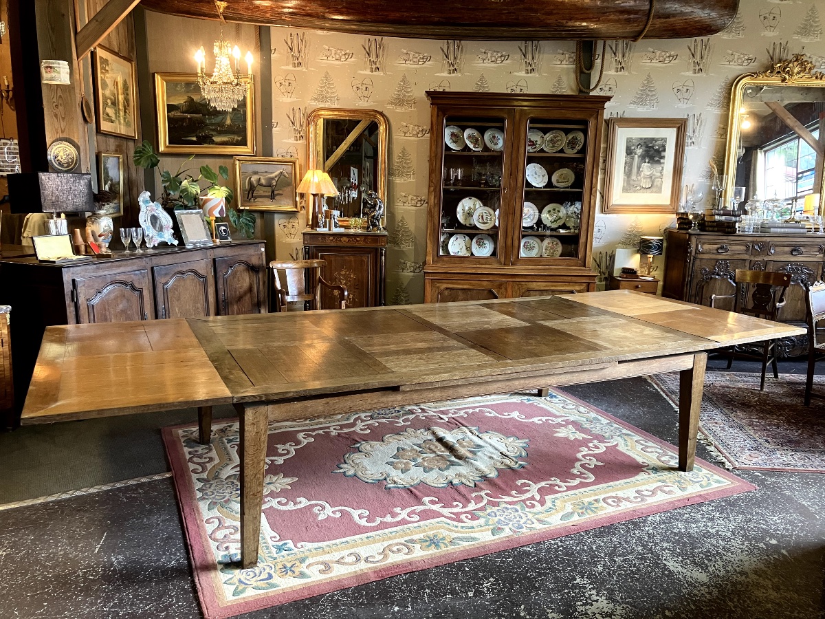 Very Large Italian-style Oak Table For 18 Place Settings -photo-3