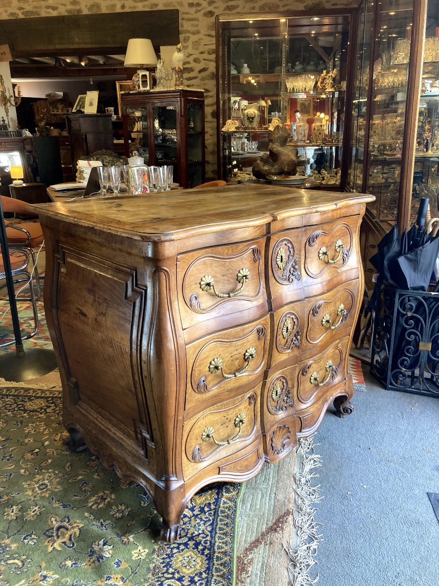 Commode galbée Louis XV  à secrets-photo-1