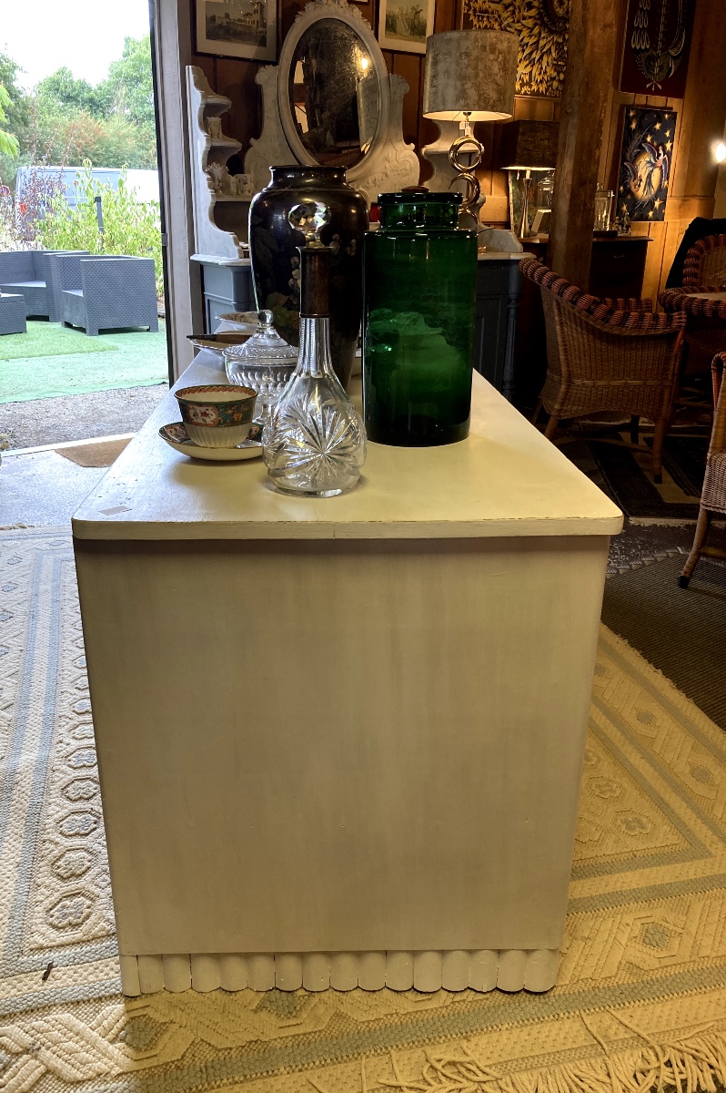 Trade Furniture Opening Onto 8 Drawers-photo-2