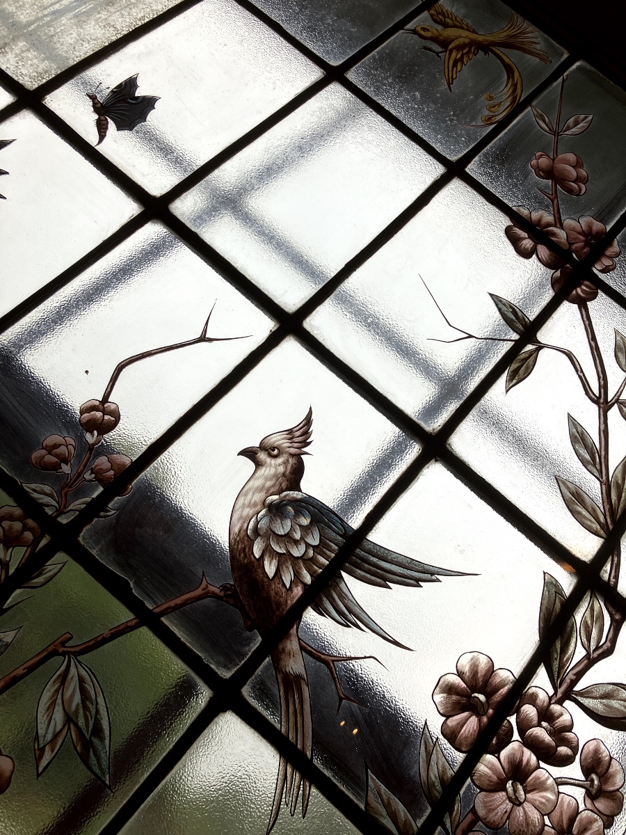 Vitrail vitraux à décor d'oiseaux, d'insectes, de feuillage et de fleurs-photo-3