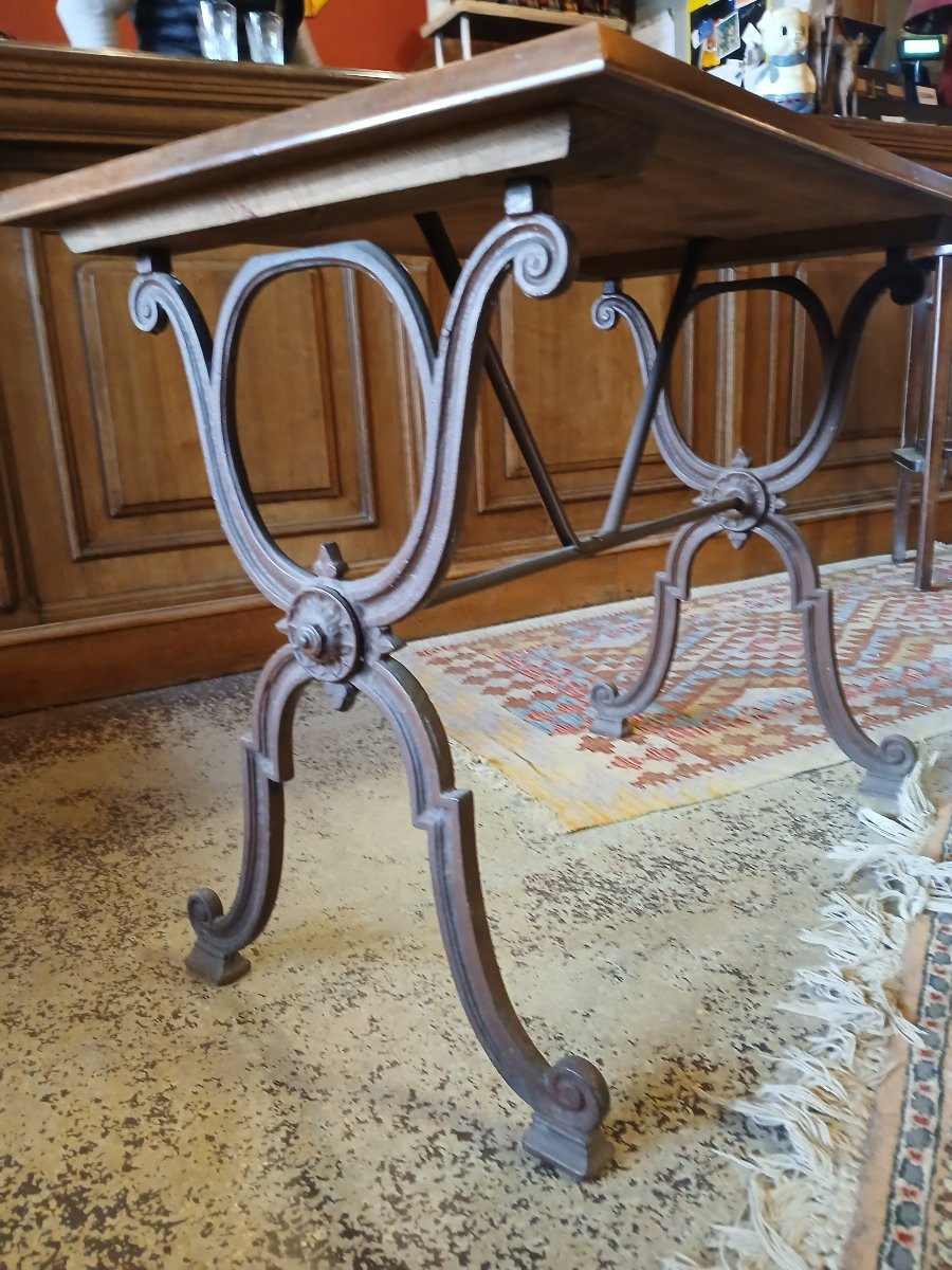 Bistro Table -photo-4