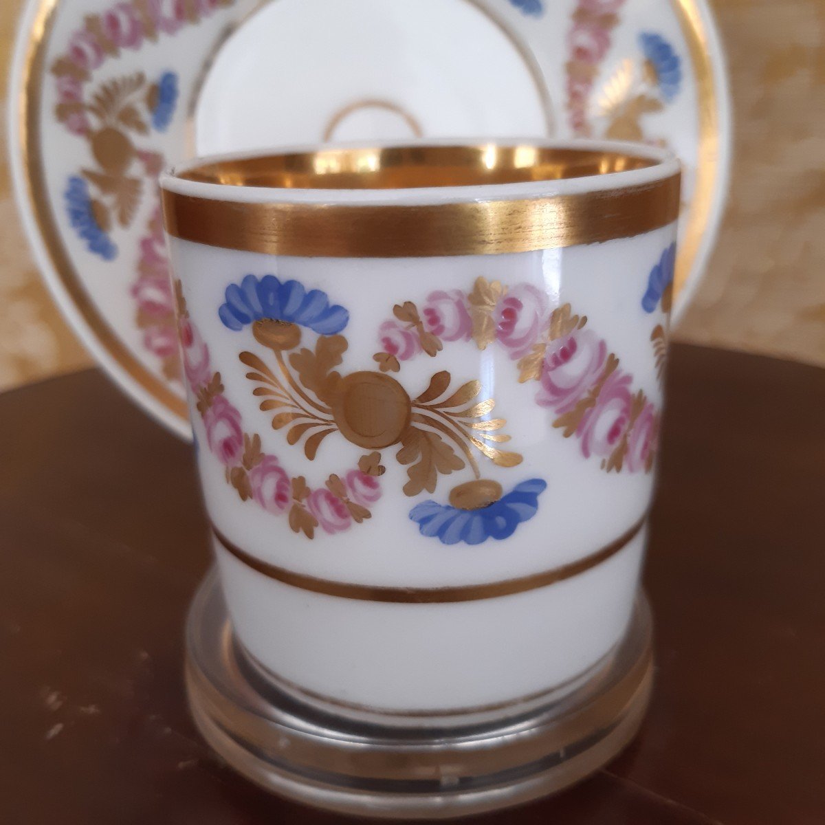 élégante Tasse Avec Soucoupe En Porcelaine Polychrome-photo-3
