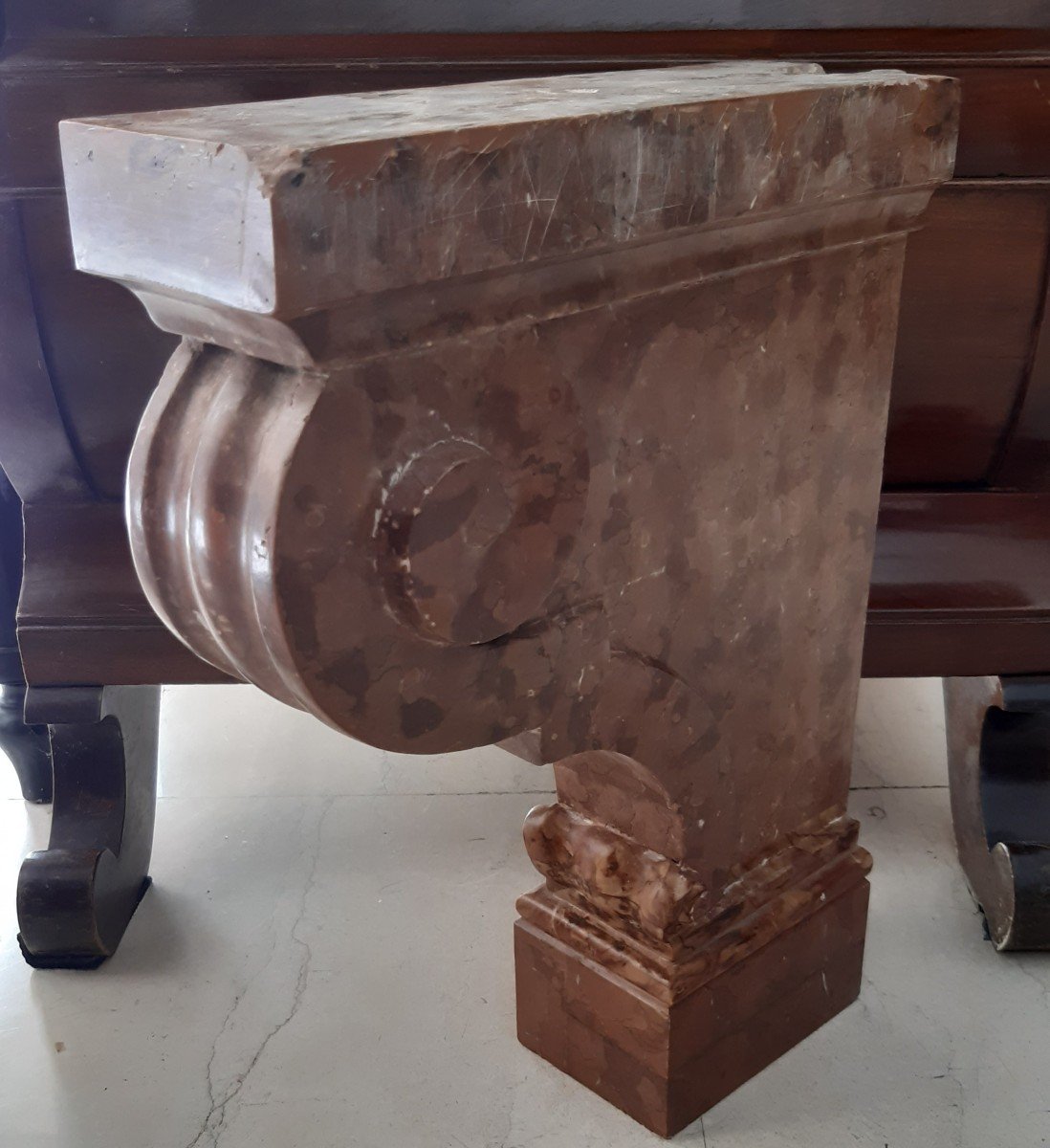 Ancien Banc Du XVIIe Siècle Avec Plateau En Bois Marqueté Et Pieds En Marbre-photo-3