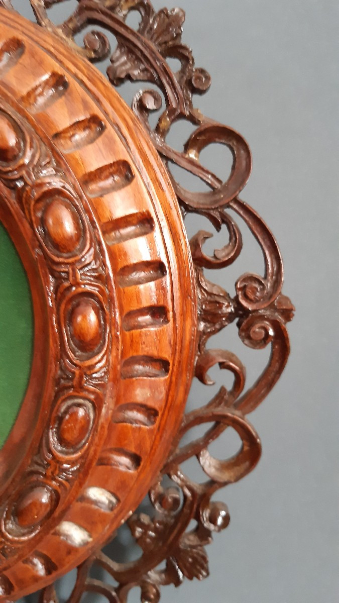 Antique Miniature On Ivory And Gold, With Fine Carved Wood Frame-photo-4