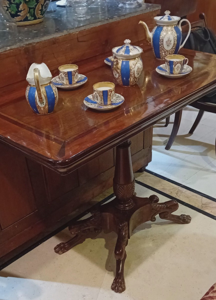 Table à thé ancienne et élégante de style Empire, antiquités italiennes