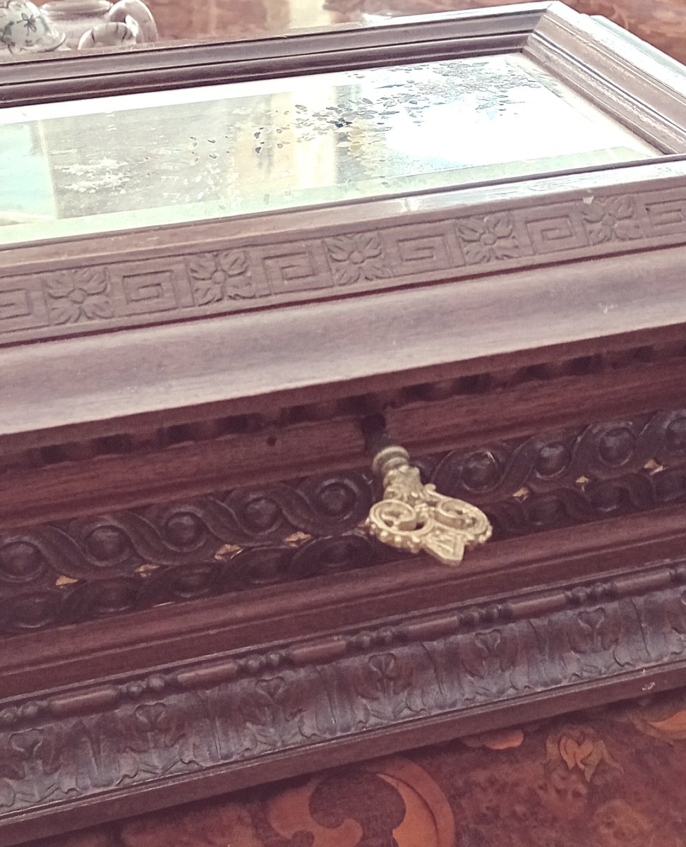 Antique, Finely Carved Wooden Box, Early 1900s-photo-2