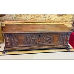 antique Tuscan chest in walnut wood