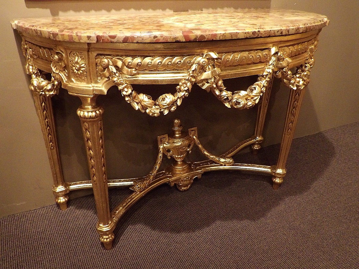 Console en bois doré