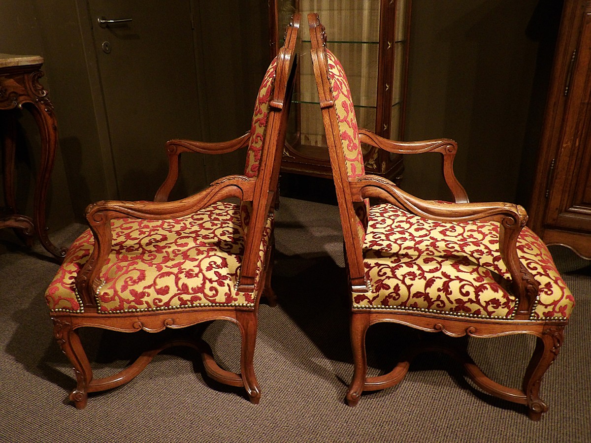 Paire de fauteuils de style Louis XV-photo-5