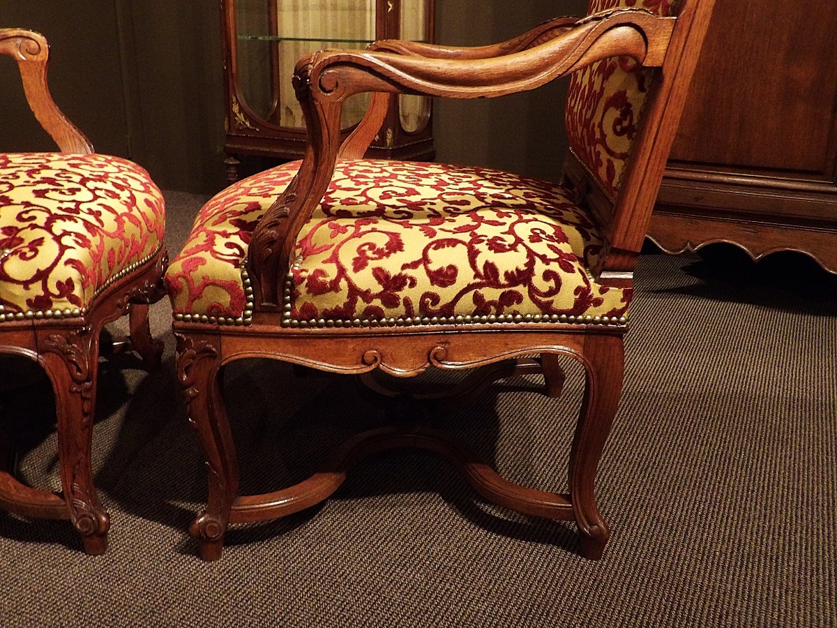 Paire de fauteuils de style Louis XV-photo-6