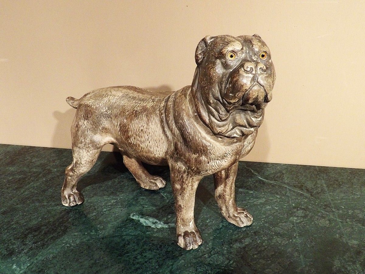Bouledogue français en terre cuite polychrome