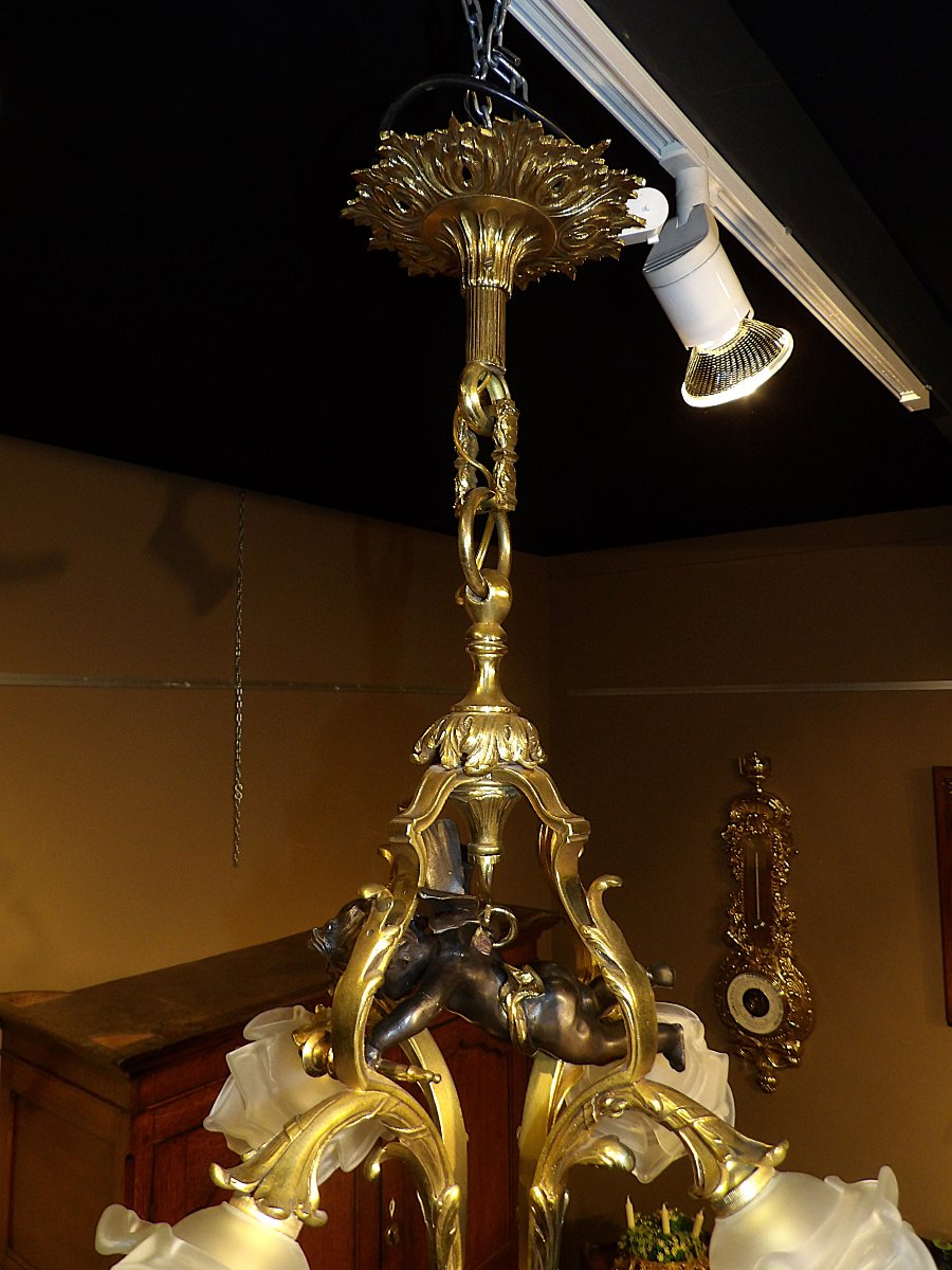 Bronze Chandelier With Amour-photo-1
