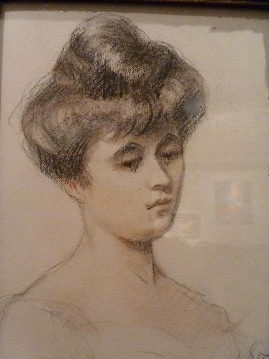 Dessin fusain rehaussé portrait de femme-photo-2