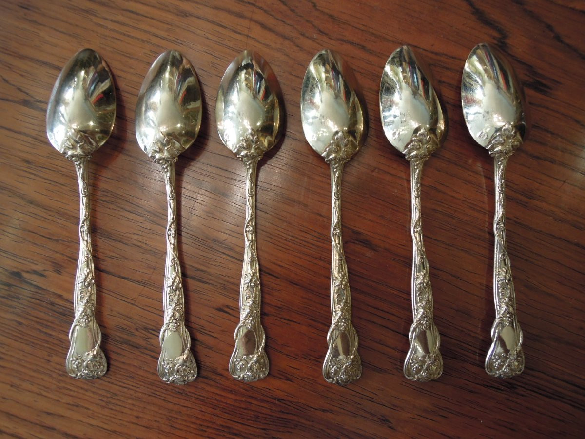 Six Small Silver-gilt Spoons Decorated With Grapes And Vine Leaves, Mo: Prudent Quitte-photo-1