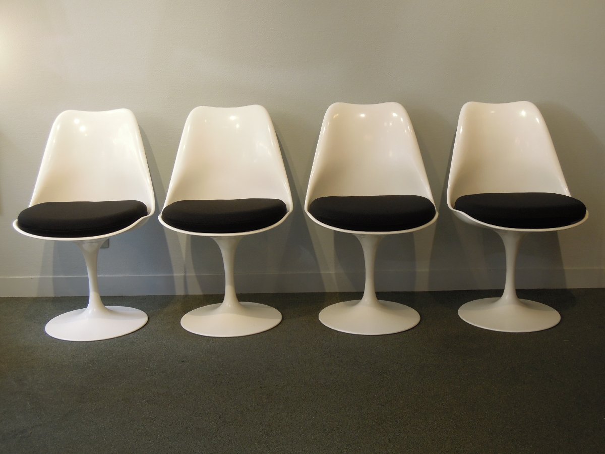 Suite de 4 chaises Tulip d'Eero Saarinen pour Knoll International-photo-2