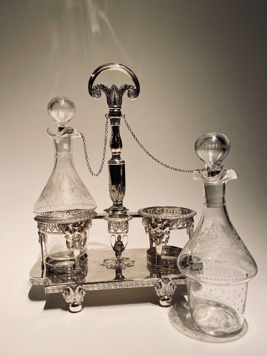 Empire Menage In Silver And Cut Glass For Oil And Vinegar-photo-3