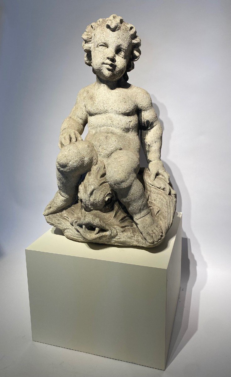 Un  putto/fontaine en grès sculpté de la fin du 19e siècle.-photo-4