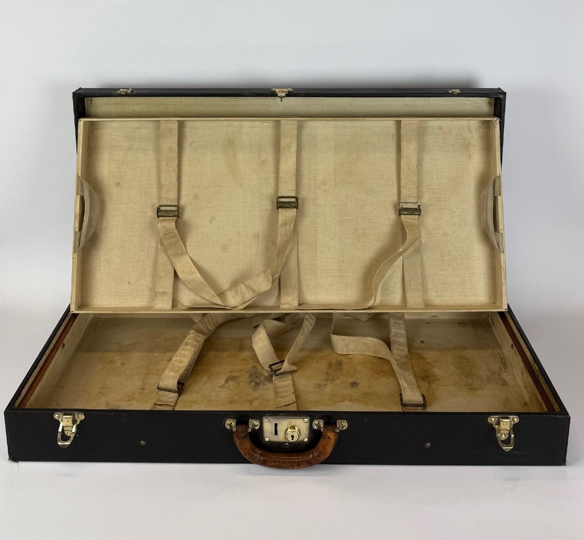Pair Of Louis Vuitton Car Trunks -photo-6