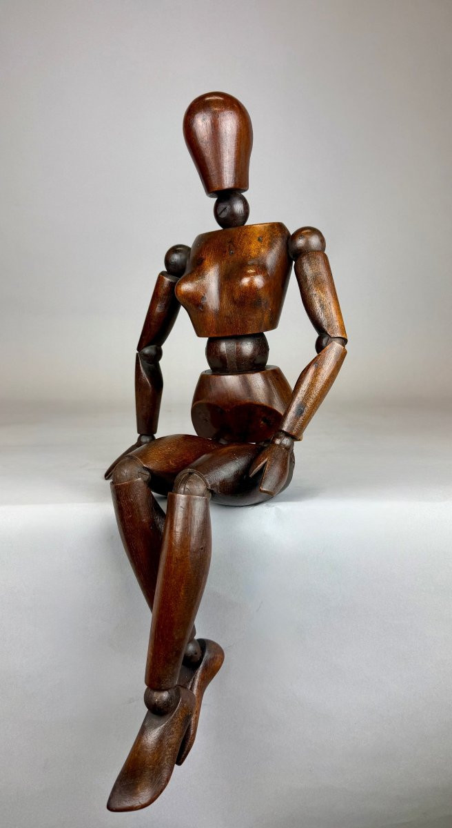Female Articulated Wooden Artist Mannequin-photo-8