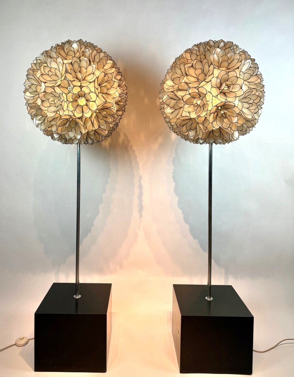 Paire de  lampadaires en forme de fleur de lotus, en nacre  par Rausch Beleuchtung-photo-1