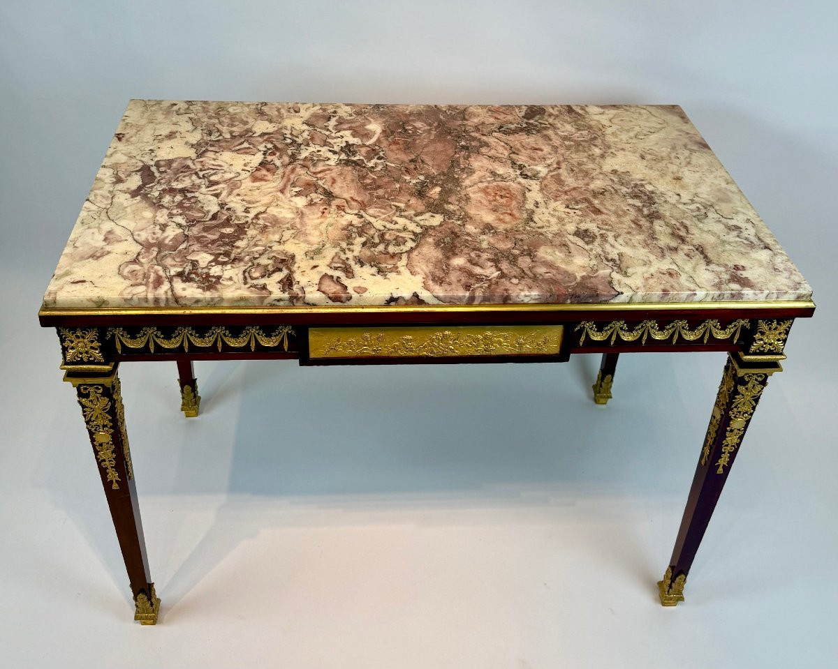Table à écrire de style Louis XVI en acajou et bronze doré-photo-2