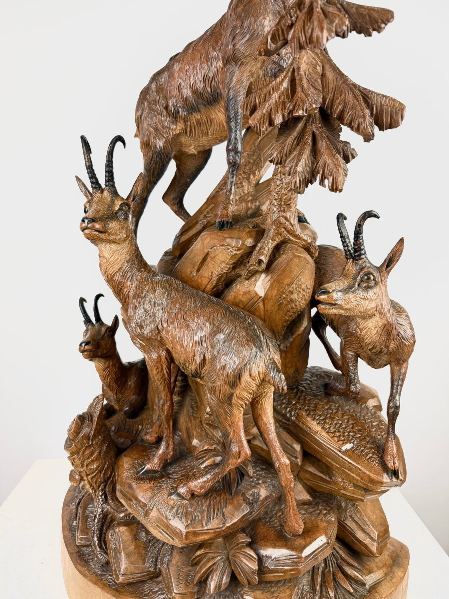 Group Of Chamois Carved In Walnut, Black Forest – Late 19th Century-photo-8