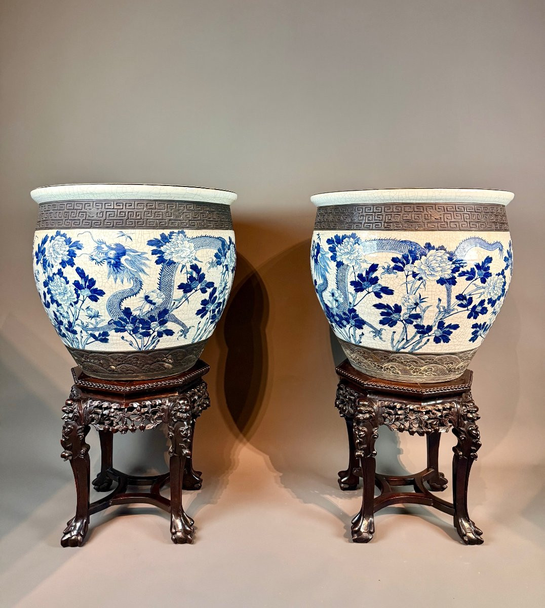 Important Pair Of Nanking Cachepots With Their Carved Wooden Stands – China, Circa 1880-photo-3