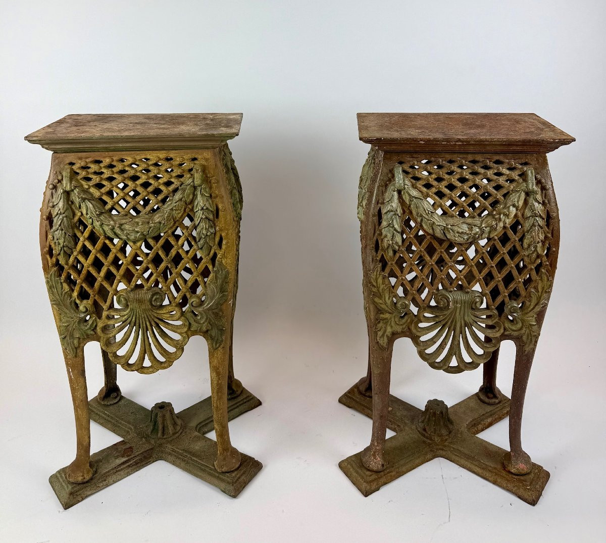 Pair Of Cast Iron Fifth Wheels - Original Polychromy.-photo-2